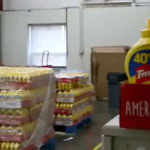 Packing mustard bottles